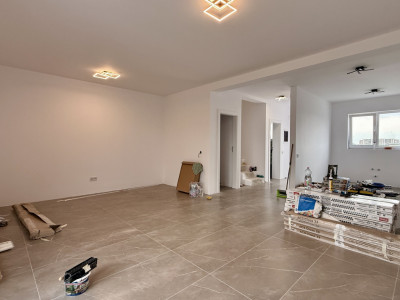 Duplex modern, predare la cheie, toate utilitatile - asfalt - Mosnita  imagine mica 2, foxfort.ro