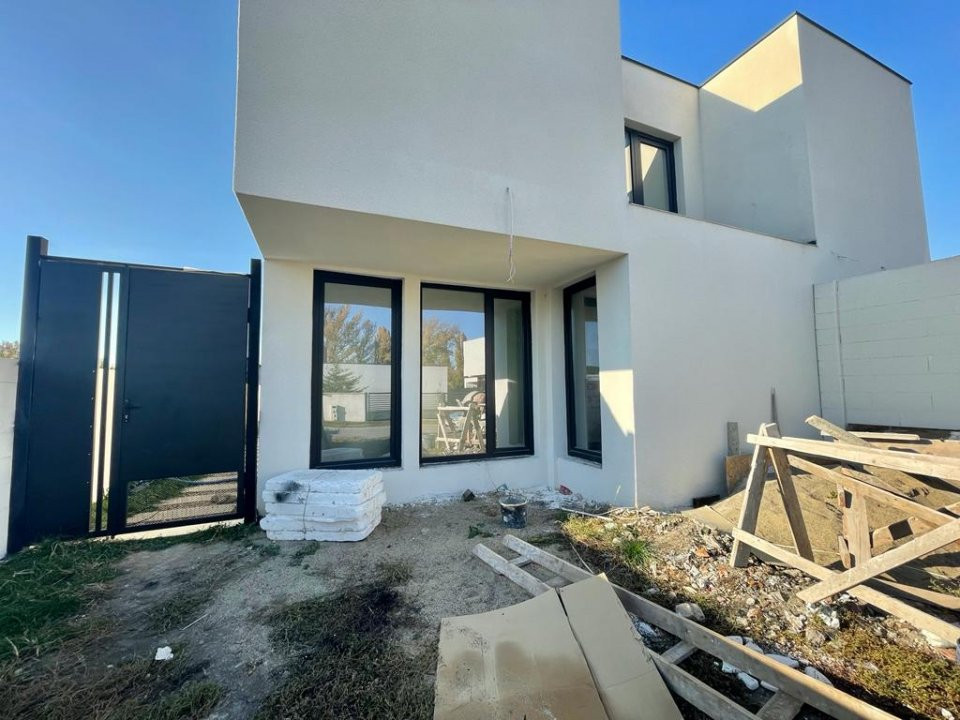 Duplex la alb, design deosebit, zona Decathlon - V1146 1, foxfort.ro