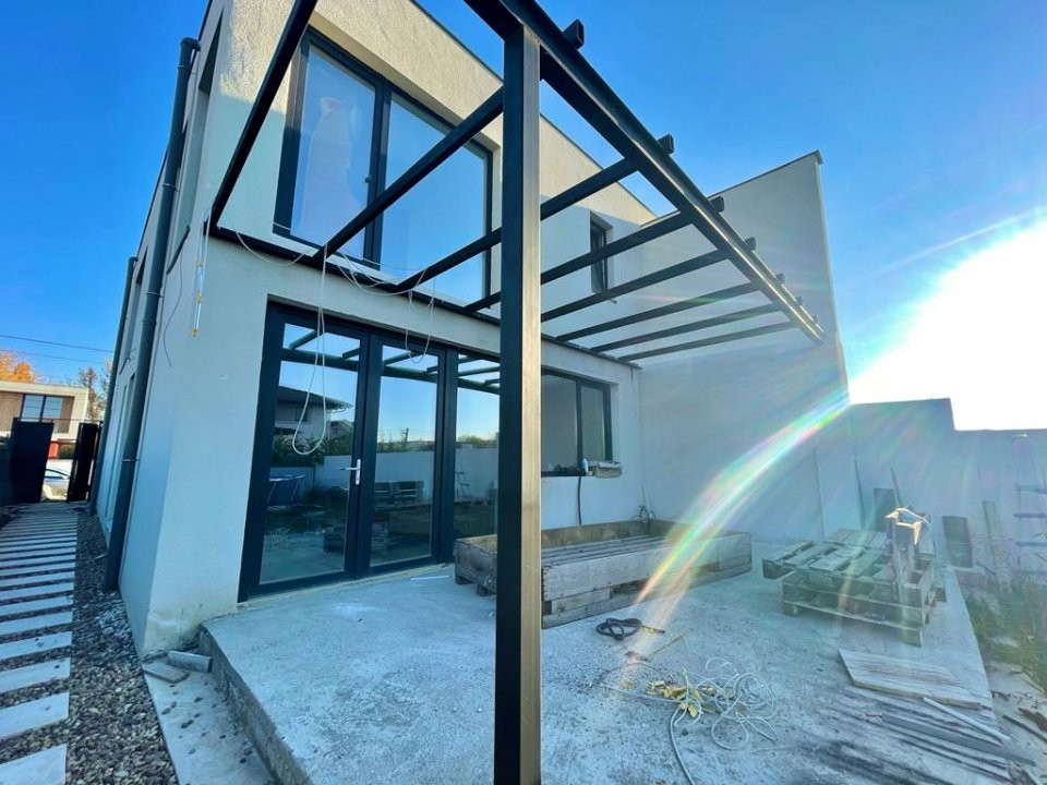 Duplex la alb, design deosebit, zona Decathlon - V1146 11, foxfort.ro