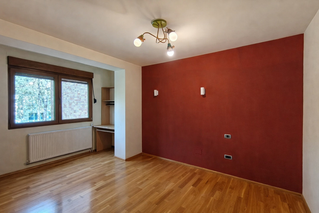 Apartament 4 camere, 93 mp, Et 1, zona centrala Timisoara 2, foxfort.ro