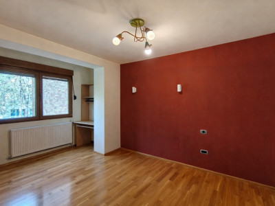 Apartament 4 camere, 93 mp, Et 1, zona centrala Timisoara imagine mica 2, foxfort.ro