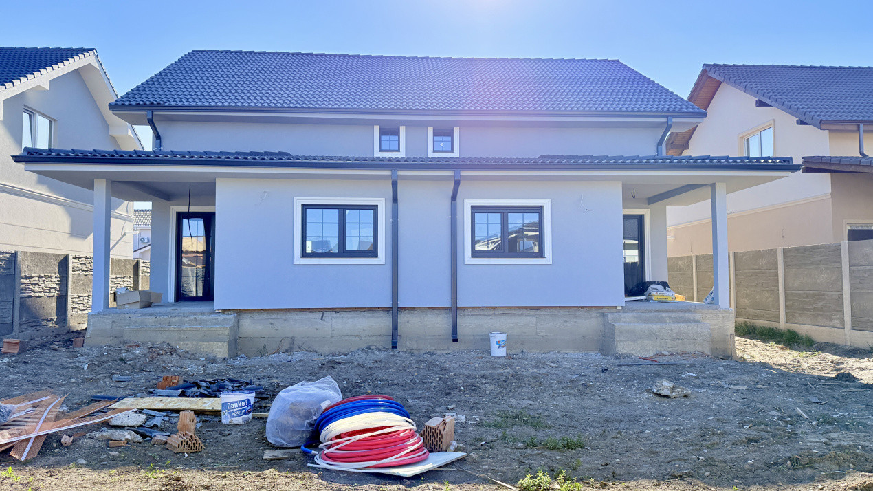 Duplex de vanzare cu 4 camere cu toate utilitatile - Lidl Drumul Boilor 1, foxfort.ro