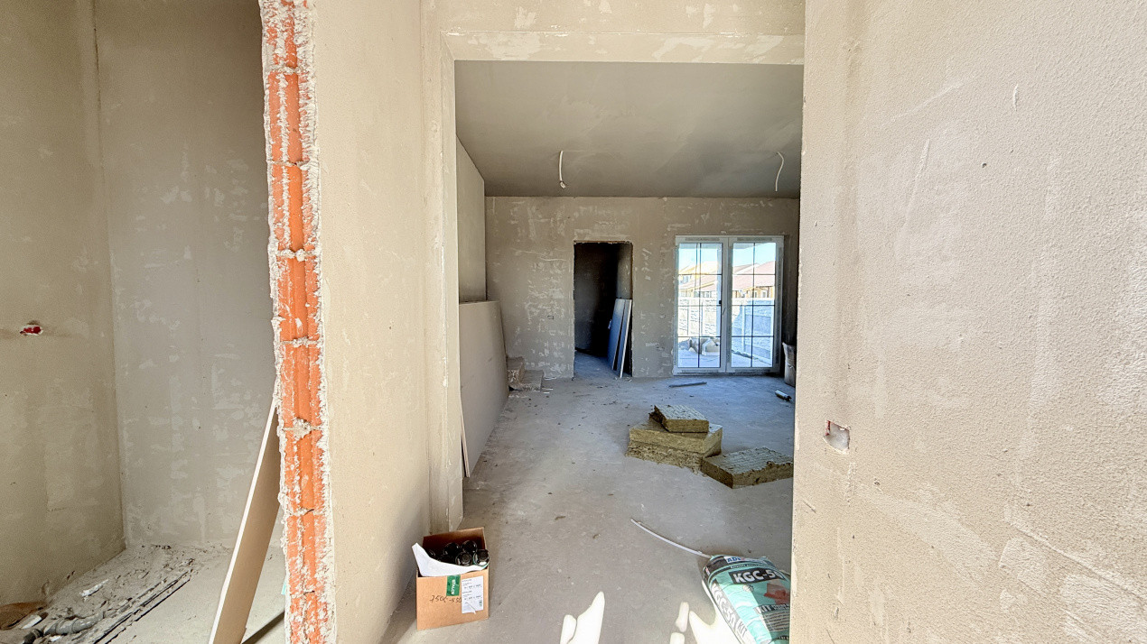 Duplex de vanzare cu 4 camere cu toate utilitatile - Lidl Drumul Boilor 14, foxfort.ro