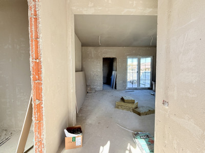 Duplex de vanzare cu 4 camere cu toate utilitatile - Lidl Drumul Boilor imagine mica 14, foxfort.ro