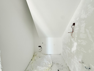 Casa de vanzare cu 4 camere cu toate utilitatile - Lidl Drumul Boilor imagine mica 13, foxfort.ro