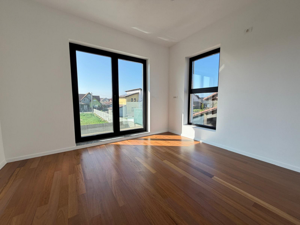 Duplex 5 camere despartit prin camera tehnica - la cheie, in Sacalaz 8, foxfort.ro