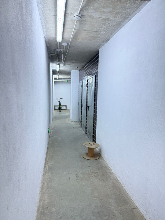 Apartament cu 3 camere, tip penthouse, zona Badea Cartan 6, foxfort.ro