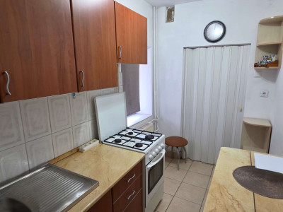 Apartament cu o camera de inchiriat in Arad, zona Aurel Vlaicu imagine mica 5, foxfort.ro