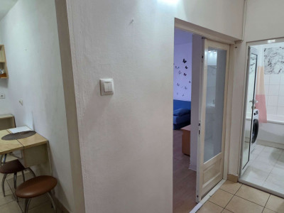 Apartament cu o camera de inchiriat in Arad, zona Aurel Vlaicu imagine mica 10, foxfort.ro