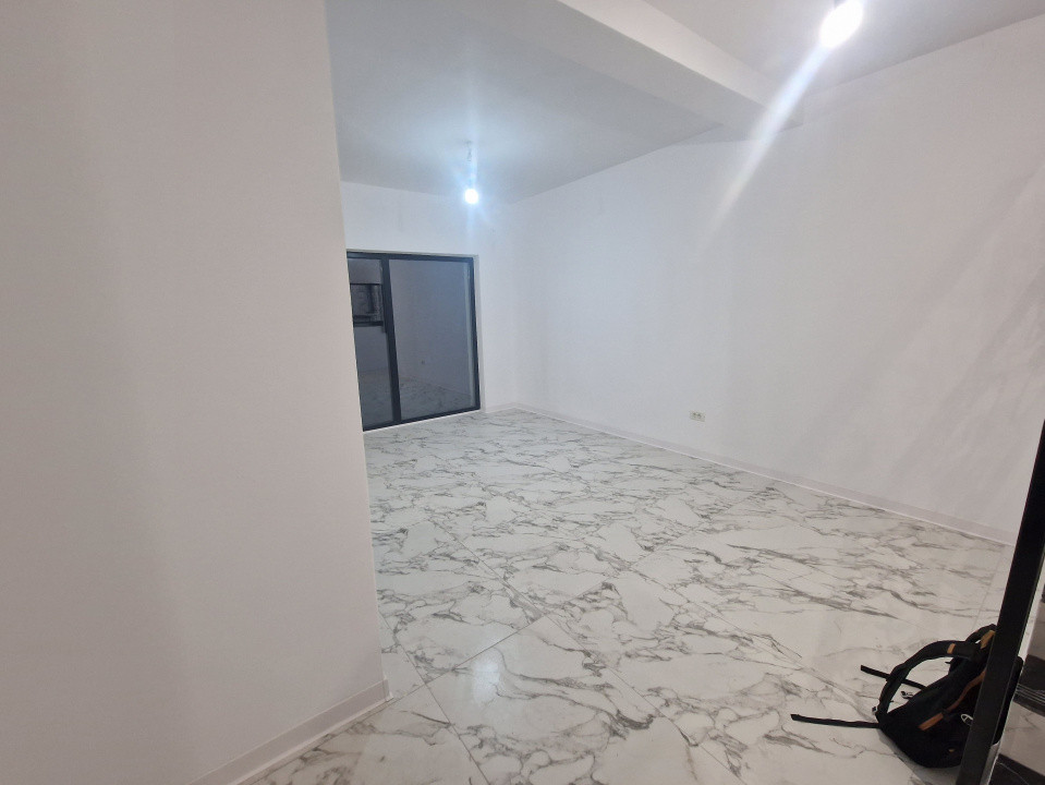 Duplex de vanzare cu 3 camere si teren de 309 mp - Recas 2, foxfort.ro