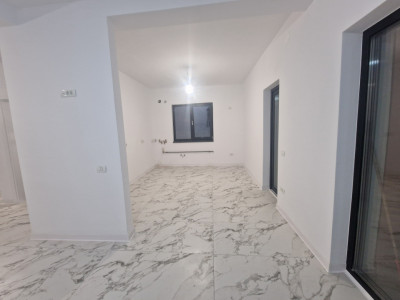 Duplex de vanzare cu 3 camere si teren de 309 mp - Recas