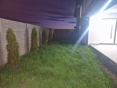 Duplex de vanzare cu 3 camere si teren de 309 mp - Recas imagine mica 17, foxfort.ro