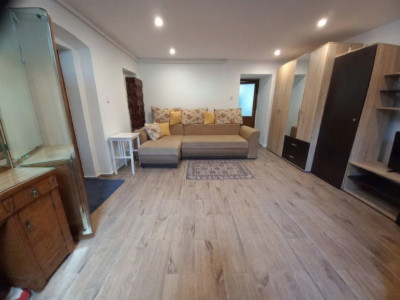 Apartament 2 camere, centrala proprie, zona Tipografilor