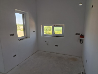 Duplex de vanzare cu 3 camere si teren de 309 mp - Recas imagine mica 54, foxfort.ro