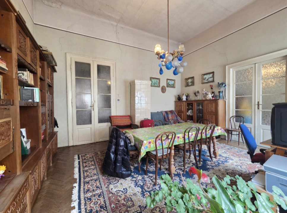 APARTAMENT DE VANZARE IMPRESIONANT | 256 MP UTILI | ZONA TEATRU, ARAD | GARAJ 4, foxfort.ro