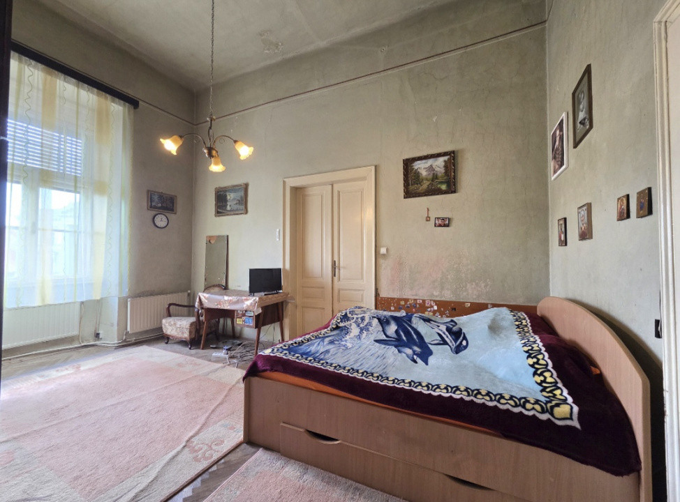 APARTAMENT DE VANZARE IMPRESIONANT | 256 MP UTILI | ZONA TEATRU, ARAD | GARAJ 7, foxfort.ro