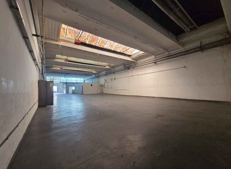 Hala industriala de inchiriat 420 mp, open space – zona UTA 9, foxfort.ro