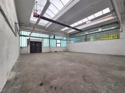 Hala industriala de inchiriat 200 mp – open space – birou – trifazic – zona UTA