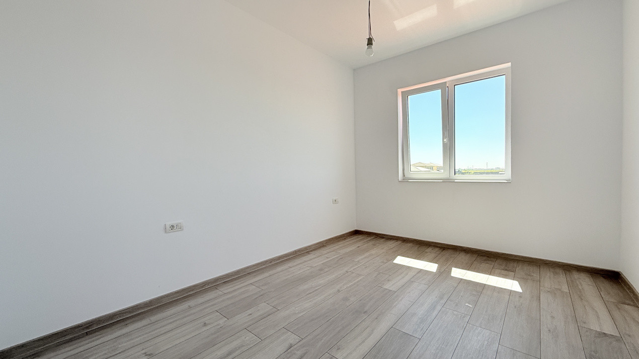 Duplex cu 5 camere de 128 mp utili si teren de 410 mp, zona Giarmata Vii 8, foxfort.ro