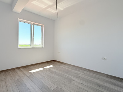 Duplex cu 5 camere de 128 mp utili si teren de 410 mp, zona Giarmata Vii imagine mica 6, foxfort.ro