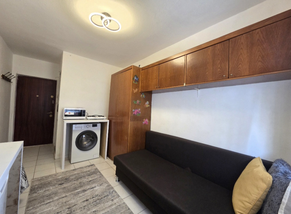 Garsoniera de inchiriat | Arad | Zona Romanilor | Etaj 1 2, foxfort.ro
