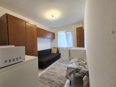 Garsoniera de inchiriat | Arad | Zona Romanilor | Etaj 1
