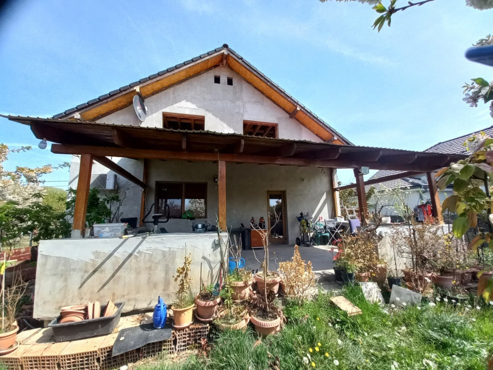 Casa individuala | 5 camere | Teren generos 805 mp | Giarmata Vii 1, foxfort.ro