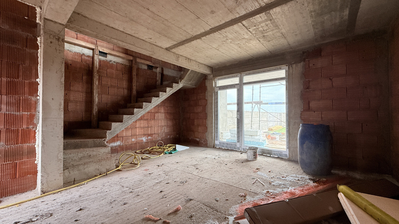 Duplex Mosnita, 4 camere, 2 bai - Toate utilitatile - Drumul Boilor 5, foxfort.ro