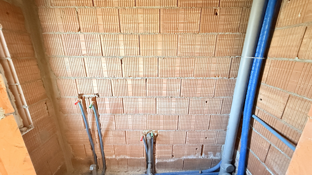 Duplex Mosnita, 4 camere, 2 bai - Toate utilitatile - Drumul Boilor 8, foxfort.ro
