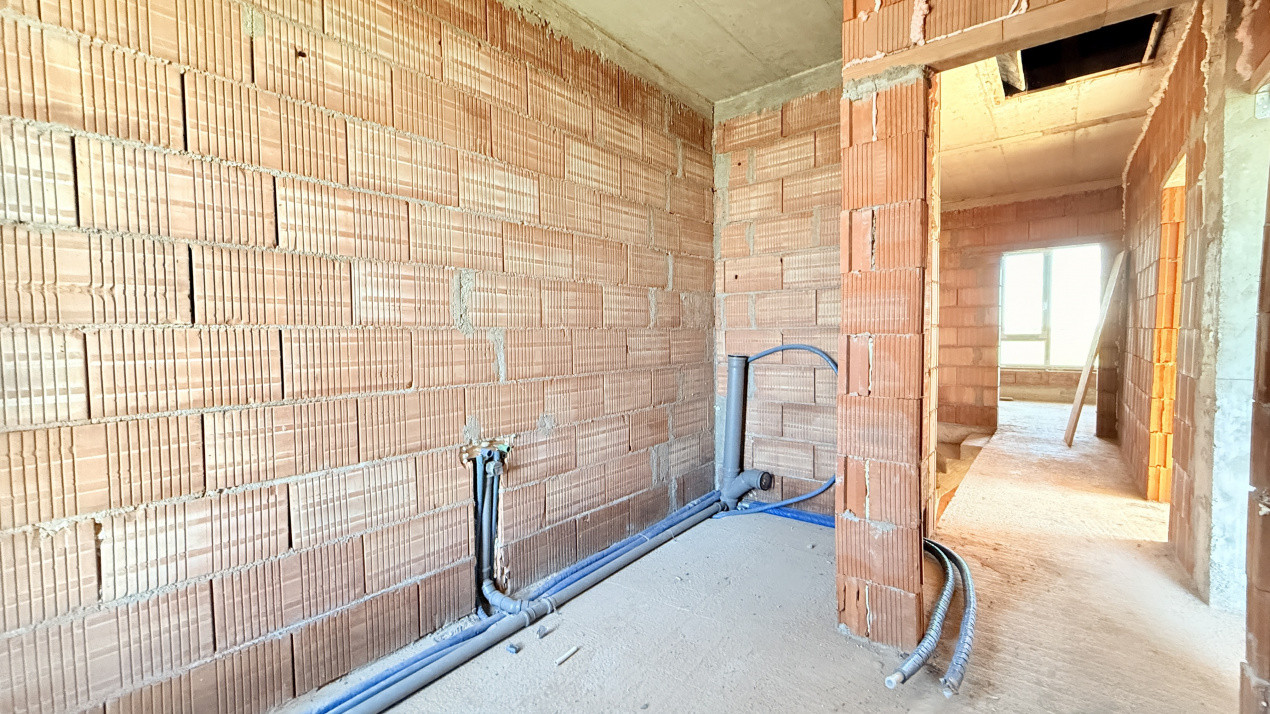 Duplex Mosnita, 4 camere, 2 bai - Toate utilitatile - Drumul Boilor 17, foxfort.ro