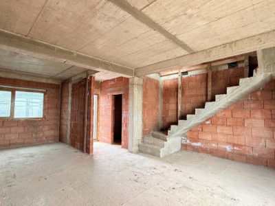 Duplex Mosnita, 4 camere, 2 bai - Toate utilitatile - Drumul Boilor imagine mica 6, foxfort.ro