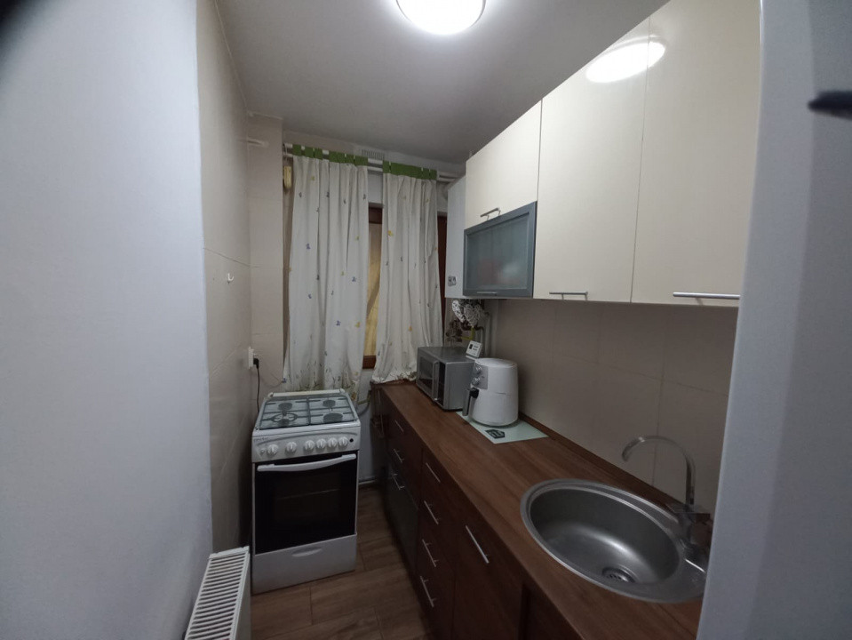 Apartament cu 2 camere la parter - zona Take Ionescu 5, foxfort.ro