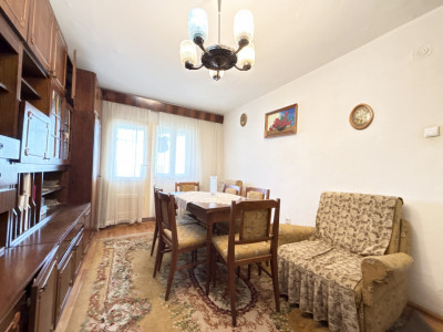 COMISION 0% Apartament cu 3 camere de vanzare, zona Lipovei