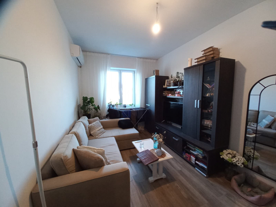 Apartament 2 camere, decomandat | Centrala proprie | A.C. | Comision 0% 1, foxfort.ro