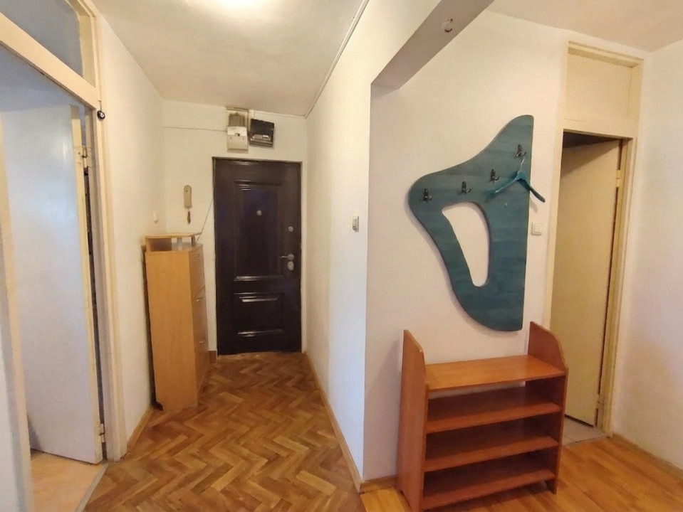 Apartament cu 3 camere de vanzare in Timisoara, zona Girocului 16, foxfort.ro