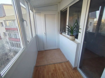 Apartament cu 3 camere de vanzare in Timisoara, zona Girocului imagine mica 12, foxfort.ro