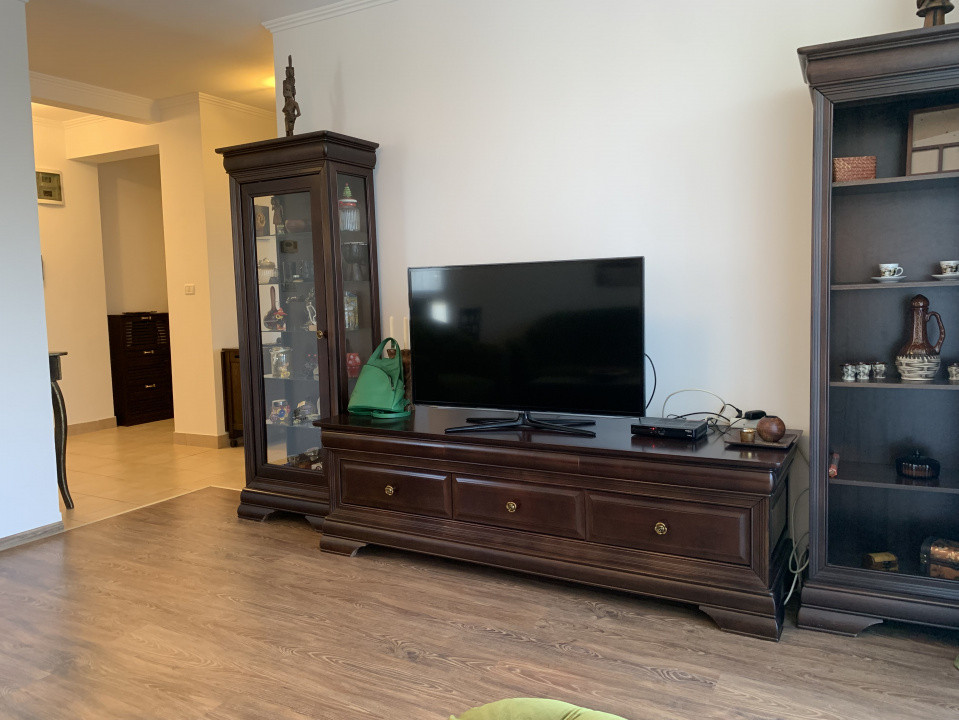 Apartament cu 3 camere de inchiriat, lux - zona Calea Aradului  12, foxfort.ro