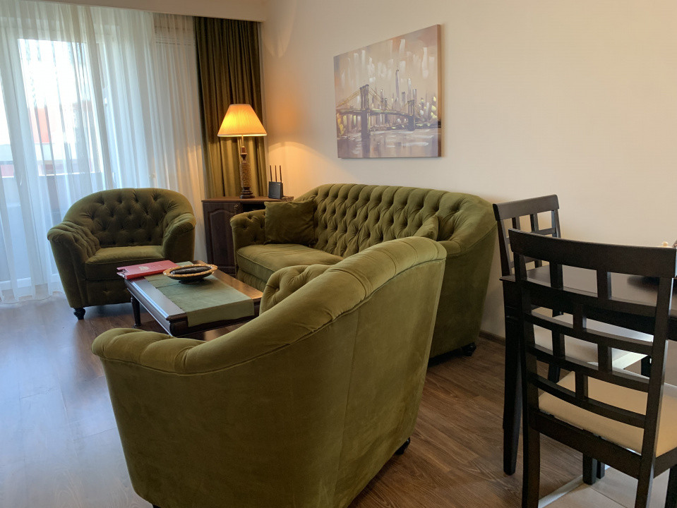 Apartament cu 3 camere de inchiriat, lux - zona Calea Aradului  14, foxfort.ro