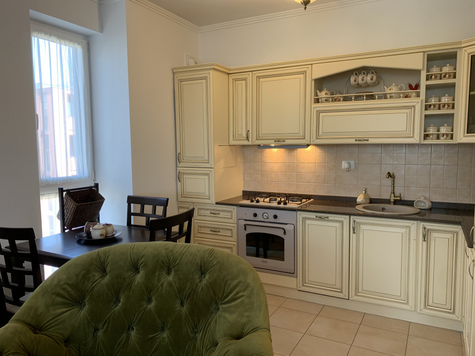 Apartament cu 3 camere de inchiriat, lux - zona Calea Aradului  15, foxfort.ro