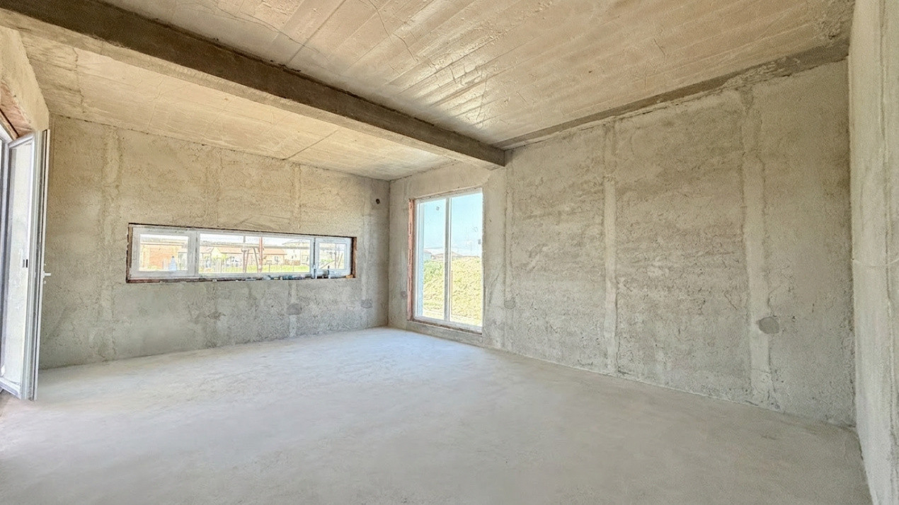 Apartament de vanzare, 3 camere + 300 mp curte - Mosnita - Drumul Boilor 1, foxfort.ro