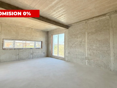 Apartament de vanzare cu 3 camere + 2 locuri de parcare - Drumul Boilor