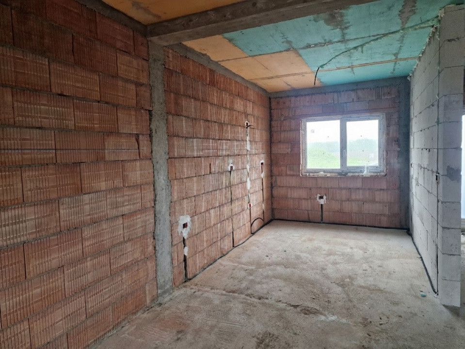 Duplex de vanzare cu 3 camere, zona Bucovat 5, foxfort.ro