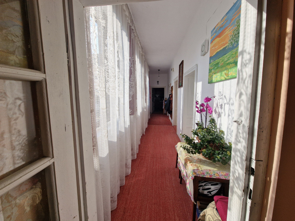 Casa individuala de vanzare cu 4 camere si teren de 800 mp - Recas 16, foxfort.ro