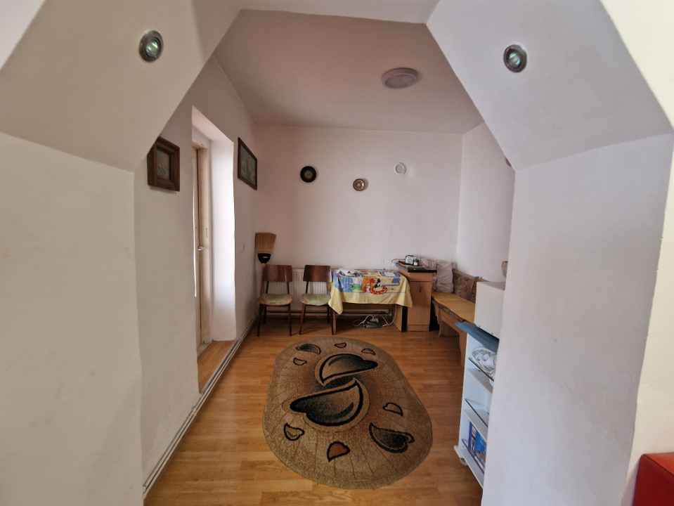 Casa individuala de vanzare cu 4 camere si teren de 800 mp - Recas 5, foxfort.ro