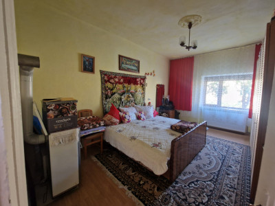 Casa individuala de vanzare cu 4 camere si teren de 800 mp - Recas imagine mica 6, foxfort.ro