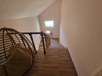 Casa individuala de vanzare cu 7 camere - Recas imagine mica 27, foxfort.ro