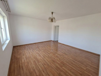 Casa individuala de vanzare cu 7 camere - Recas imagine mica 34, foxfort.ro