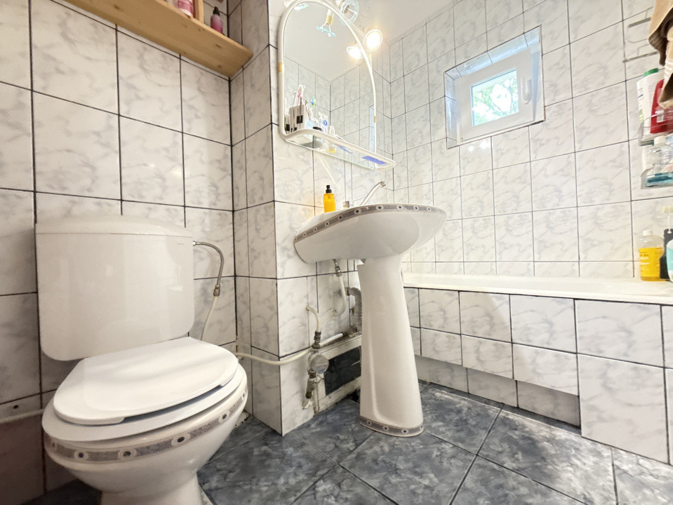 Apartament cu 2 camere de vanzare, zona Aradului 15, foxfort.ro