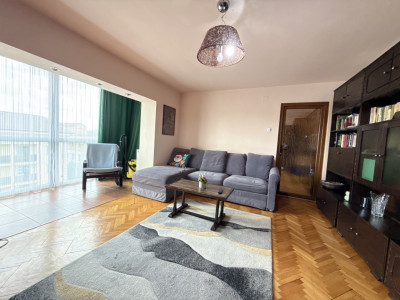 Apartament cu 2 camere de vanzare, zona Aradului