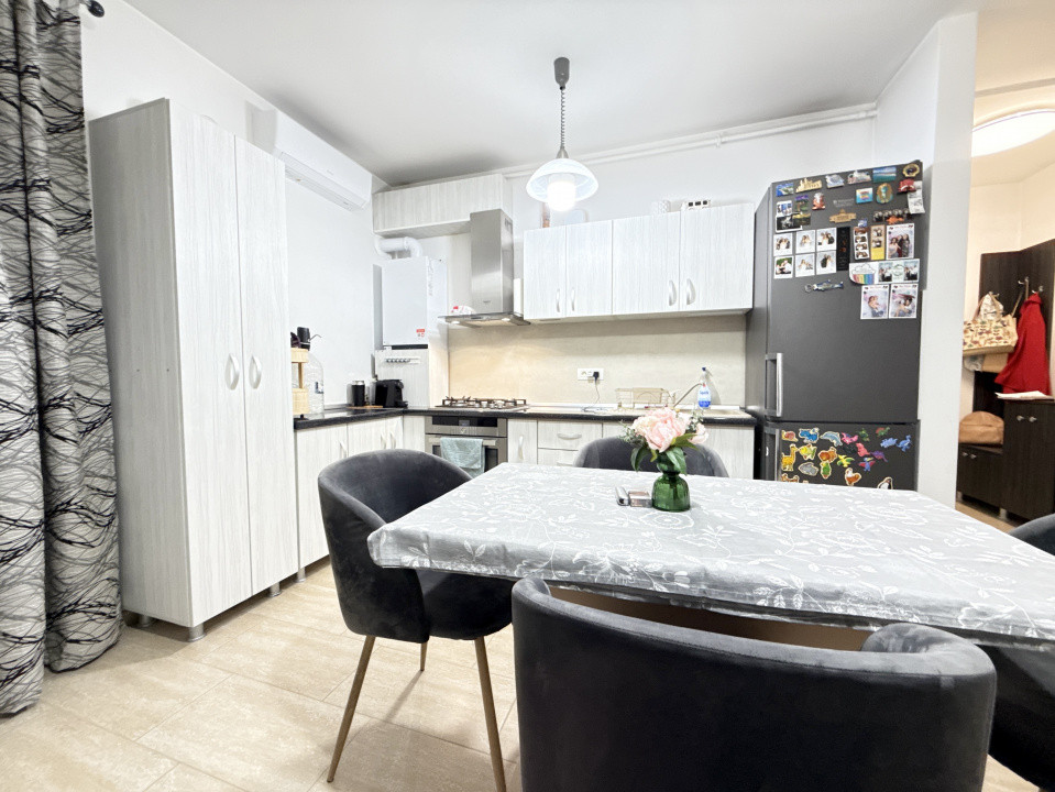 Apartament cu 2 camere, terasa, curte si loc parcare in Dumbravita 13, foxfort.ro